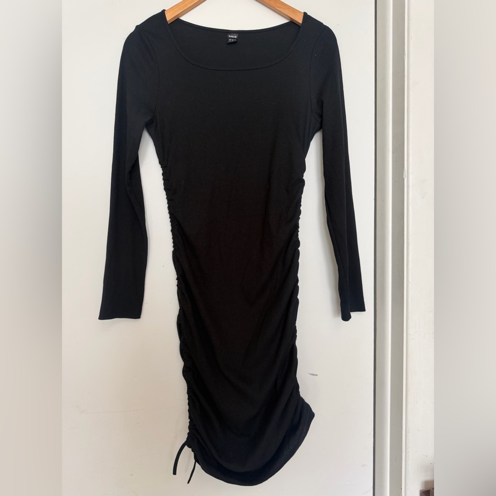 SHEIN Black Long Sleeve Ruched Side Midi Dress